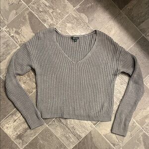 Wild Fable Light Gray Ribbed V-Neck Sweater